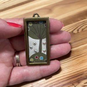 Hand Crafted necklace pendant​